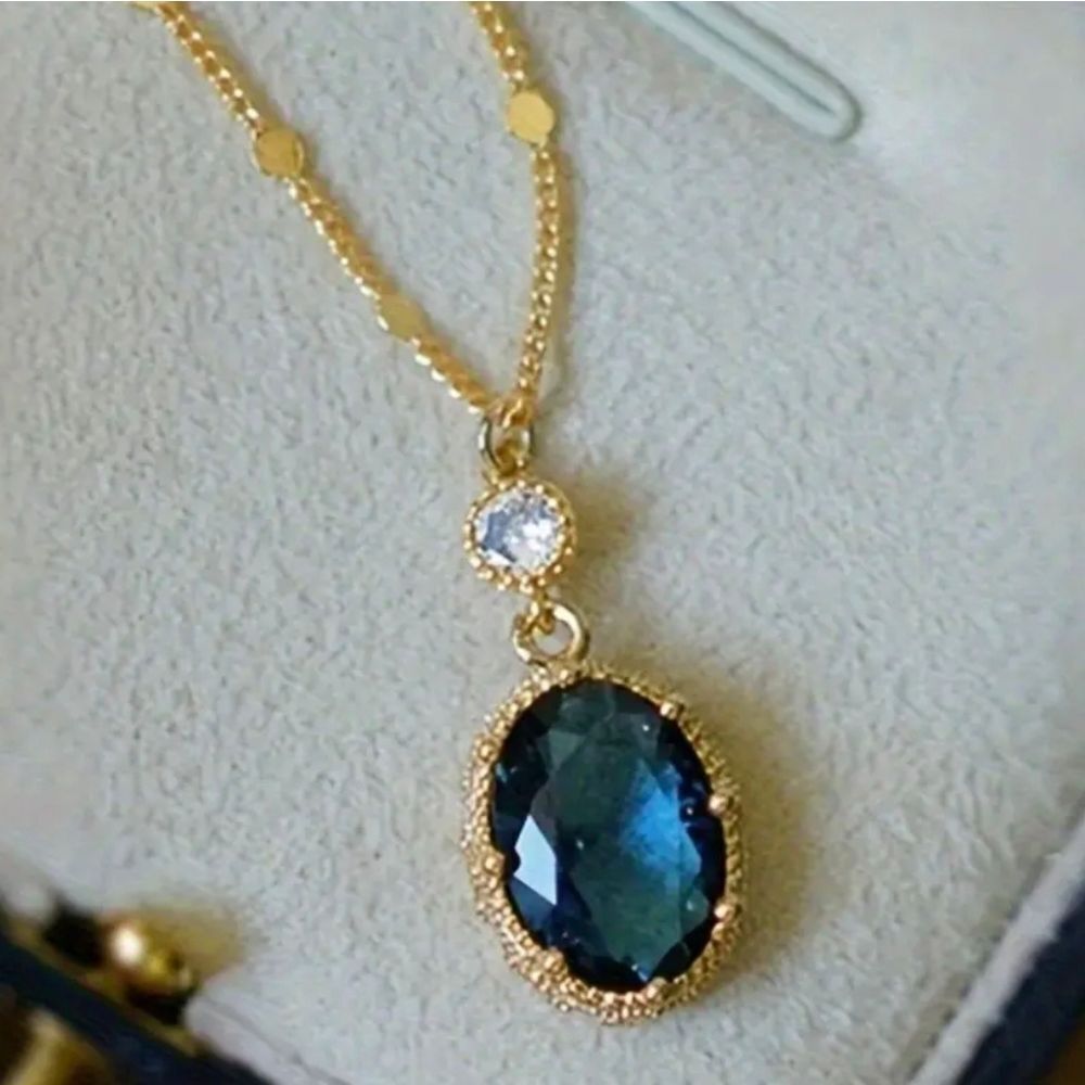 Gold Plated Blue Diamond Antique Pendant Necklace